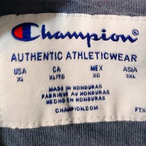 New Champion brand Men's sweater